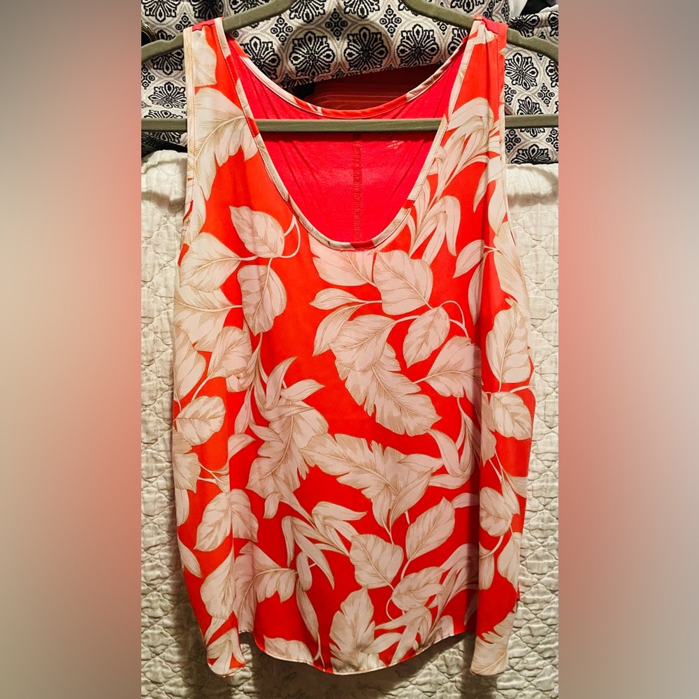 LOFT Coral Floral Tank Top